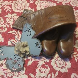 Sketchers leather brown tall boots 👢